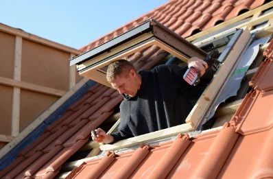 Pose de fenêtres de toit Velux à Dourlers
